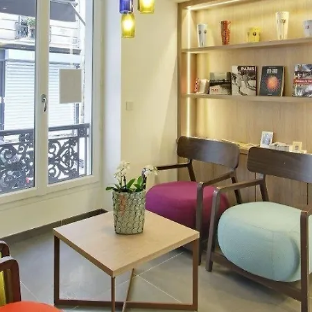 ホテル アルハンブラ パリ