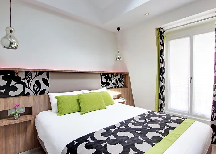 Alhambra Hotel Paris