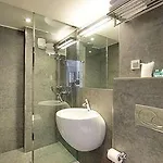 Alhambra Paris