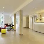 Alhambra Otel 3*