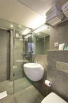 Alhambra Parigi