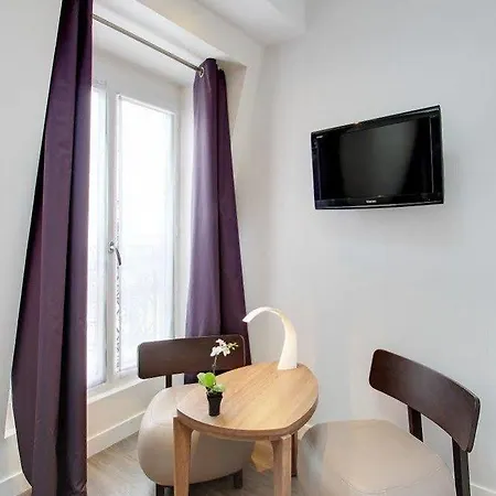 Alhambra Hotel 3*