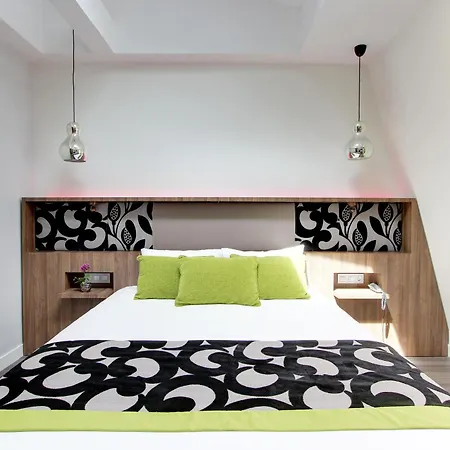 Alhambra Hotel Paříž