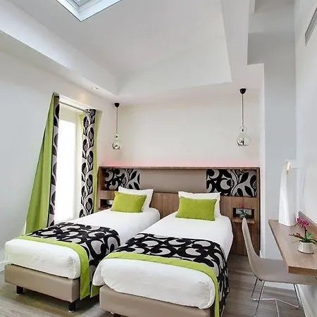 Alhambra Hotel Paris