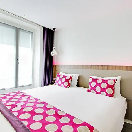 Alhambra Hotel