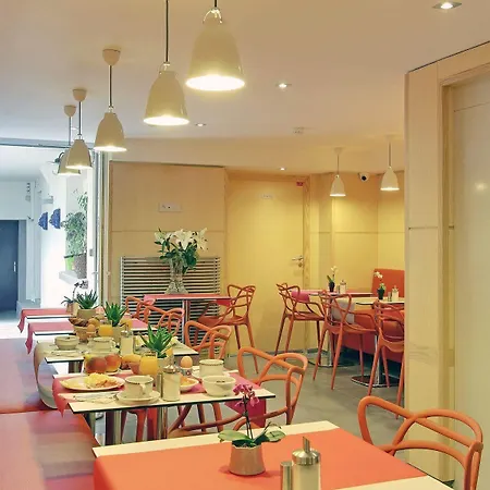 Alhambra 3* Paris