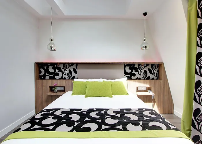 Hotel Alhambra Parigi