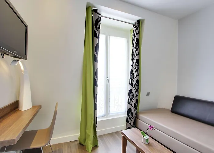 Hotel Alhambra Parigi