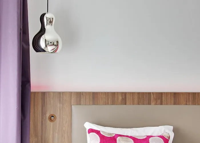 Отель Alhambra 3*