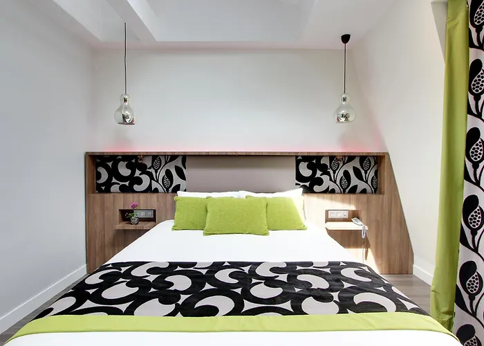 Alhambra Hotel Parigi